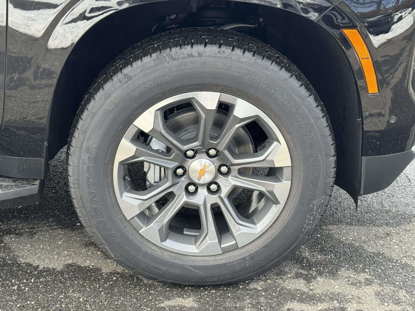 2026 Chevrolet Suburban LT, 4WD