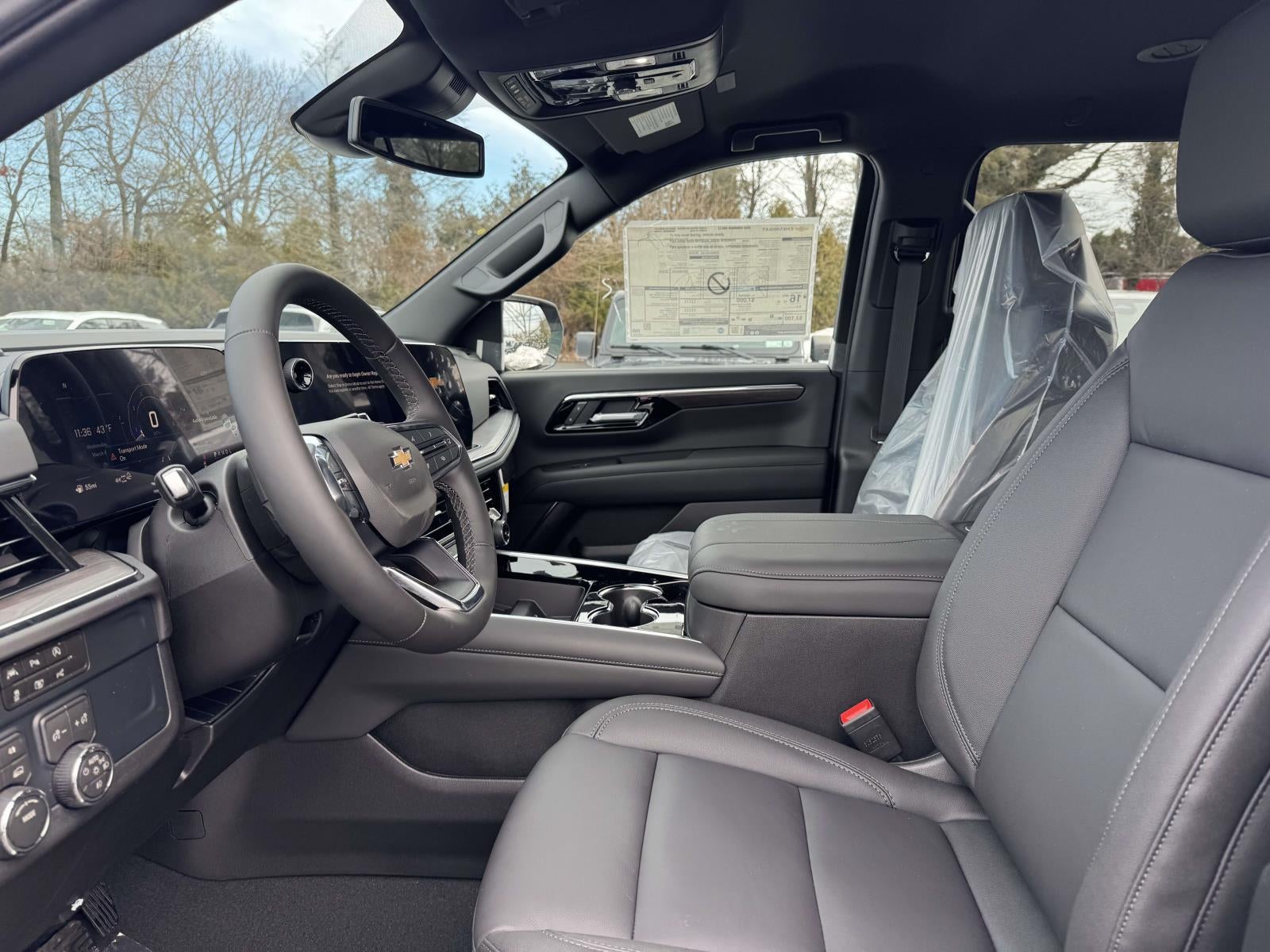 2026 Chevrolet Suburban LT, 4WD