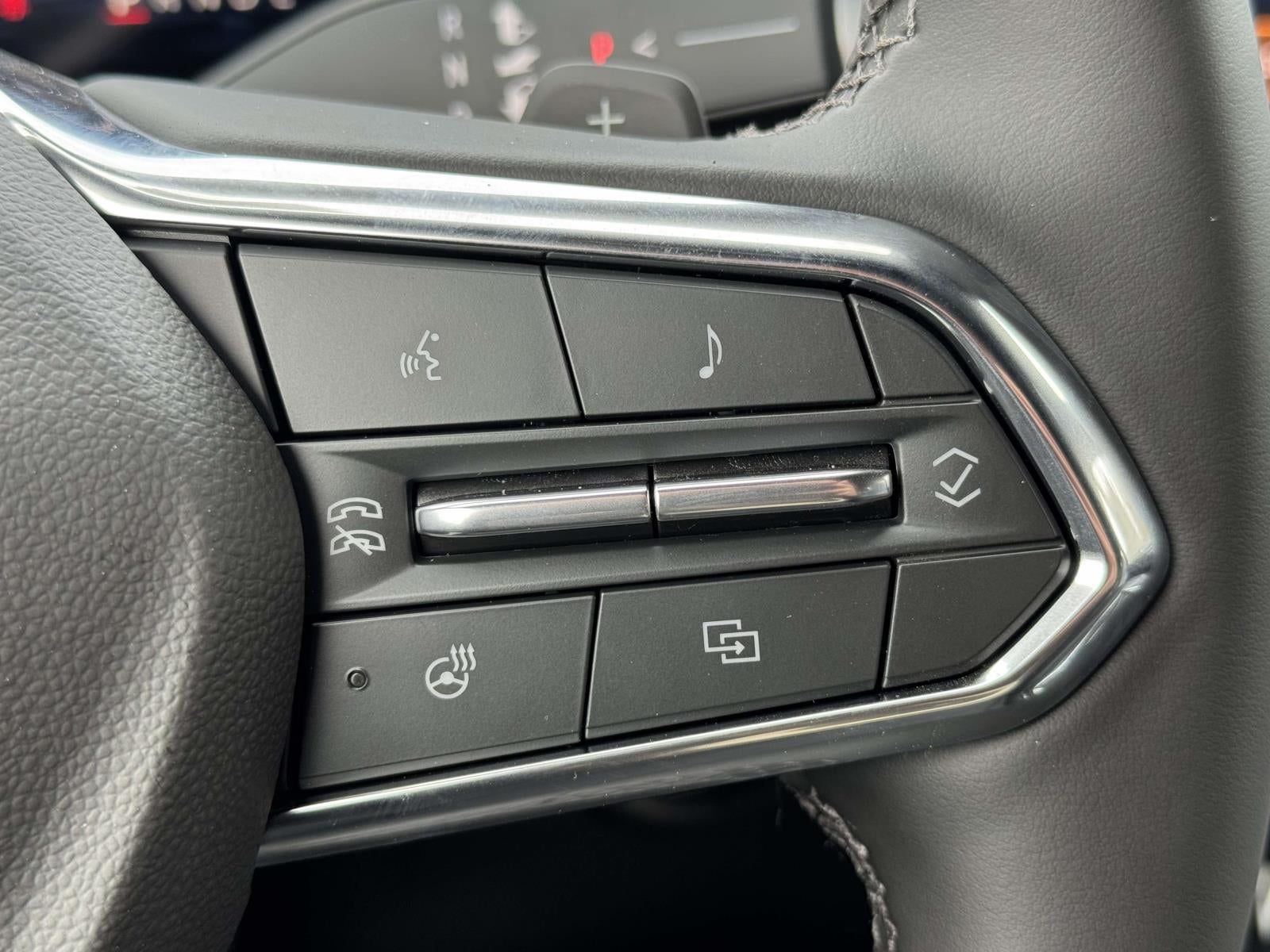 2026 Chevrolet Suburban LT, 4WD