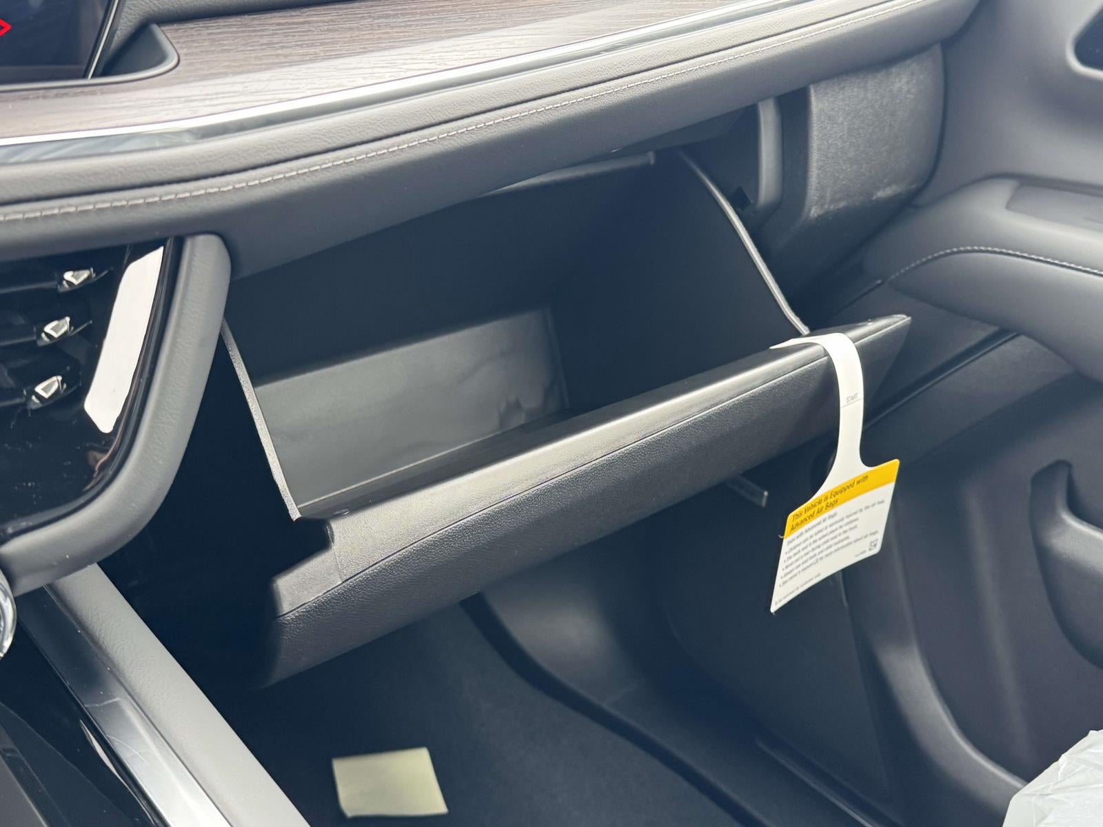 2026 Chevrolet Suburban LT, 4WD