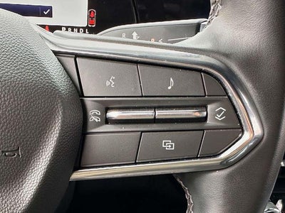 2025 Chevrolet Suburban 4WD LT