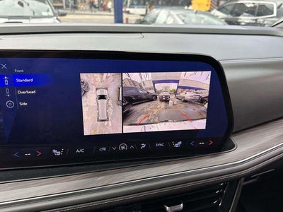 2025 Chevrolet Suburban 4WD LT