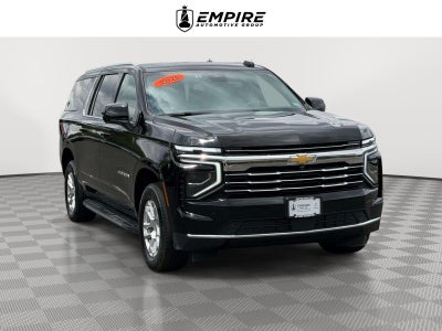 2025 Chevrolet Suburban 4WD LT