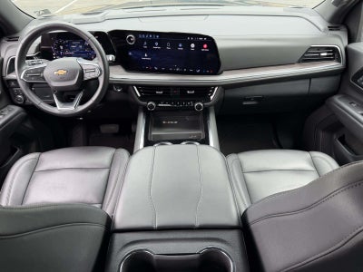 2025 Chevrolet Suburban 4WD LT