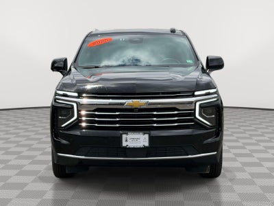 2025 Chevrolet Suburban 4WD LT
