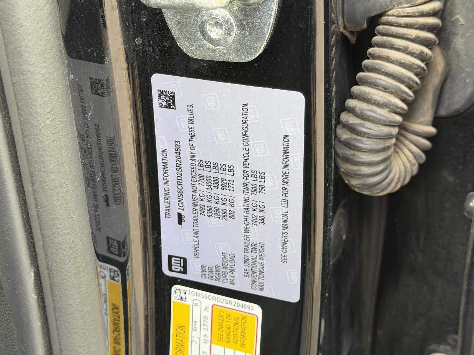 2025 Chevrolet Suburban 4WD LT