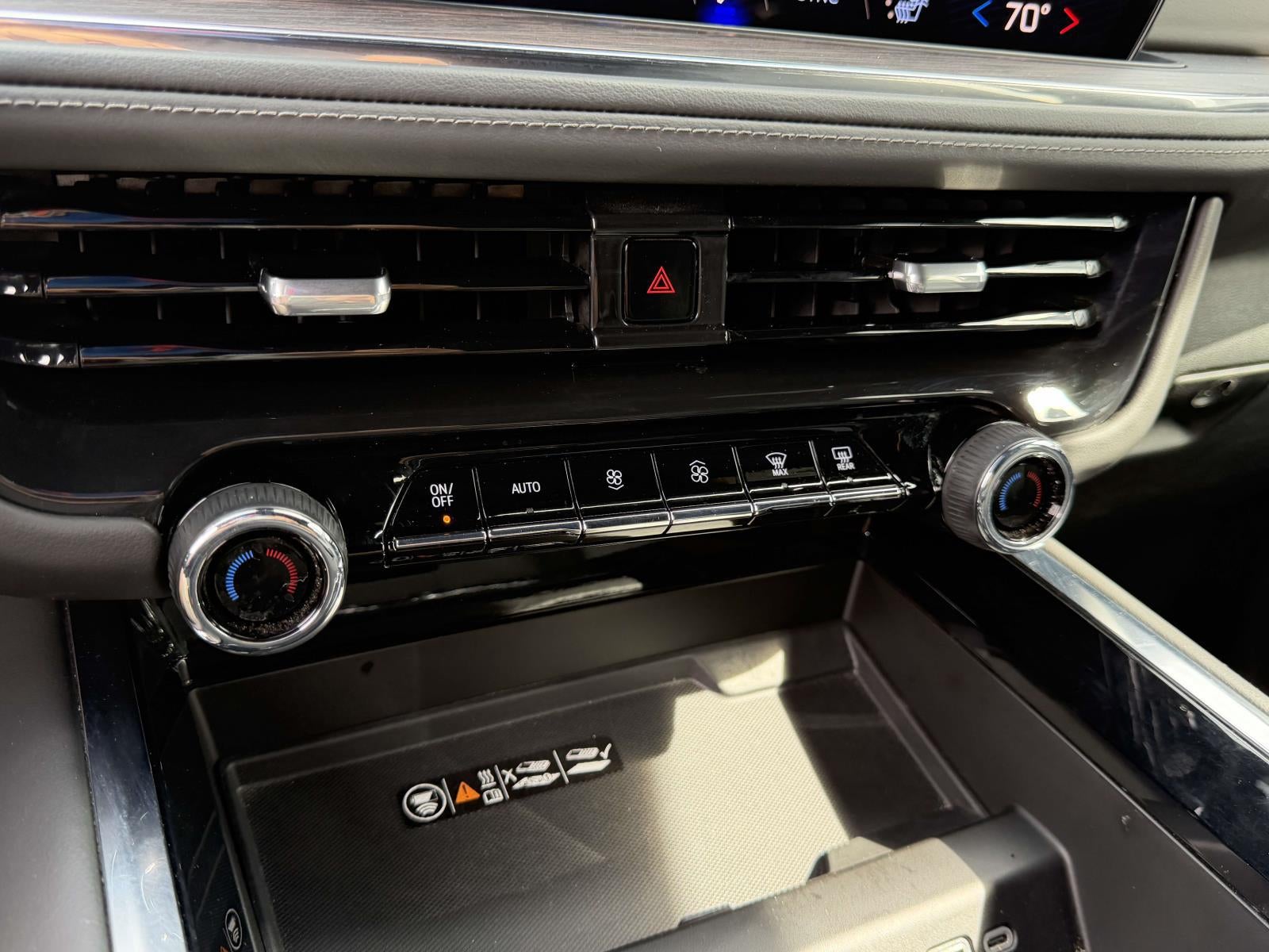 2025 Chevrolet Suburban 4WD LT