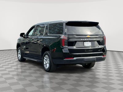 2025 Chevrolet Suburban 4WD LT