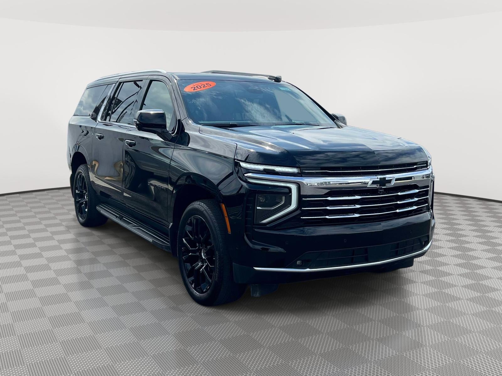 2025 Chevrolet Suburban LT