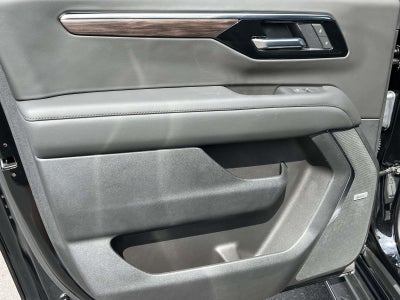 2025 Chevrolet Suburban LT