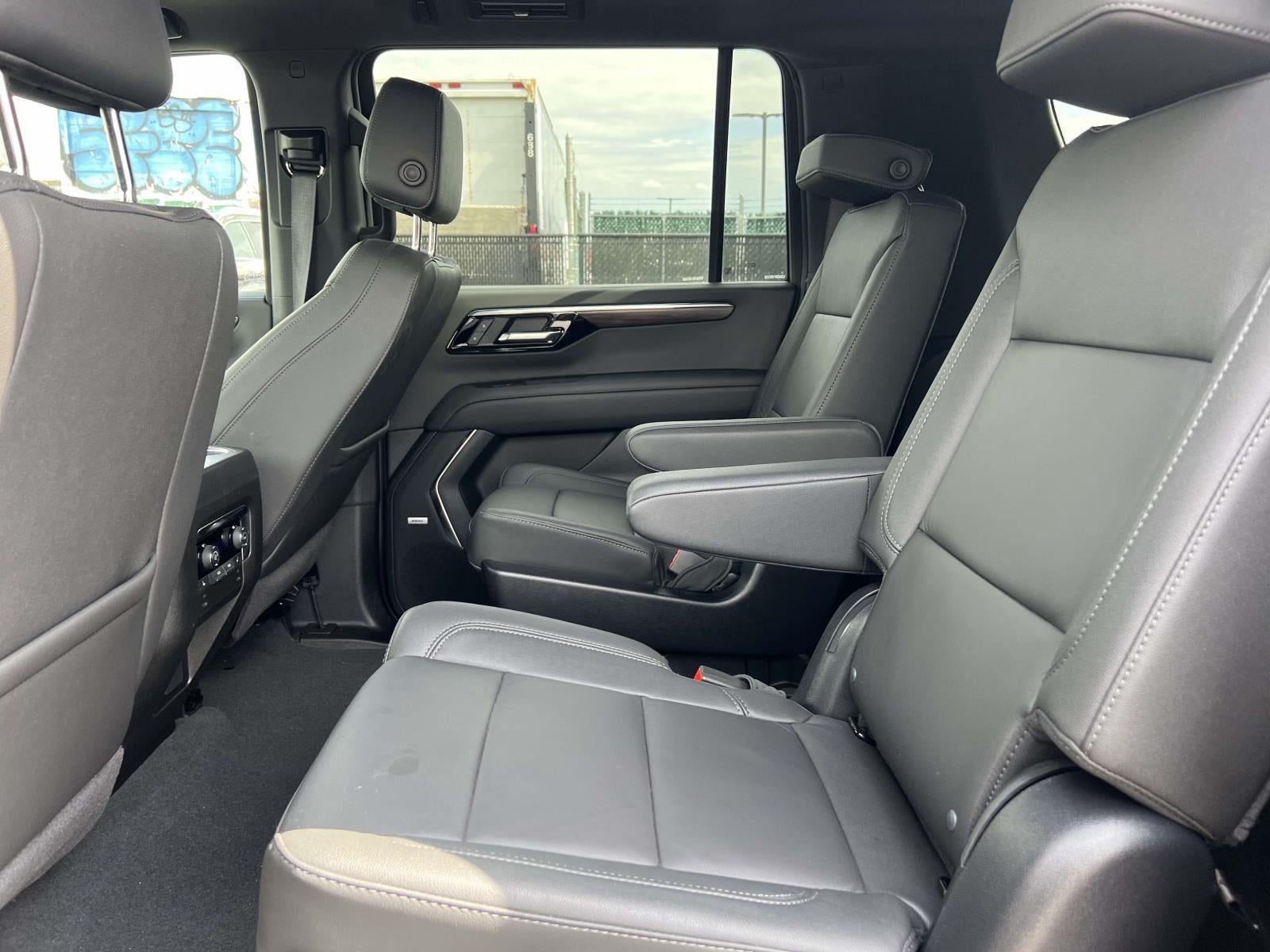 2025 Chevrolet Suburban LT