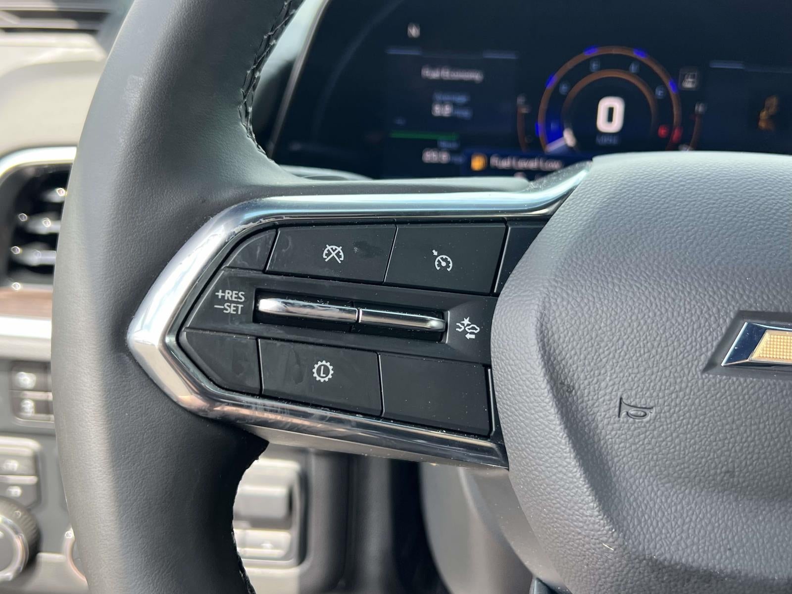 2025 Chevrolet Suburban LT