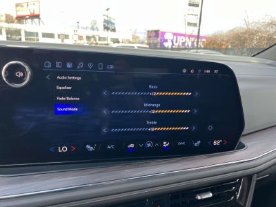 2025 Chevrolet Suburban LT