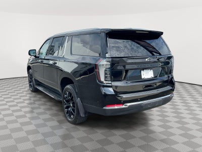 2025 Chevrolet Suburban LT