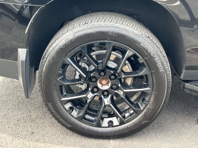 2025 Chevrolet Suburban LT