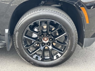 2025 Chevrolet Suburban LT