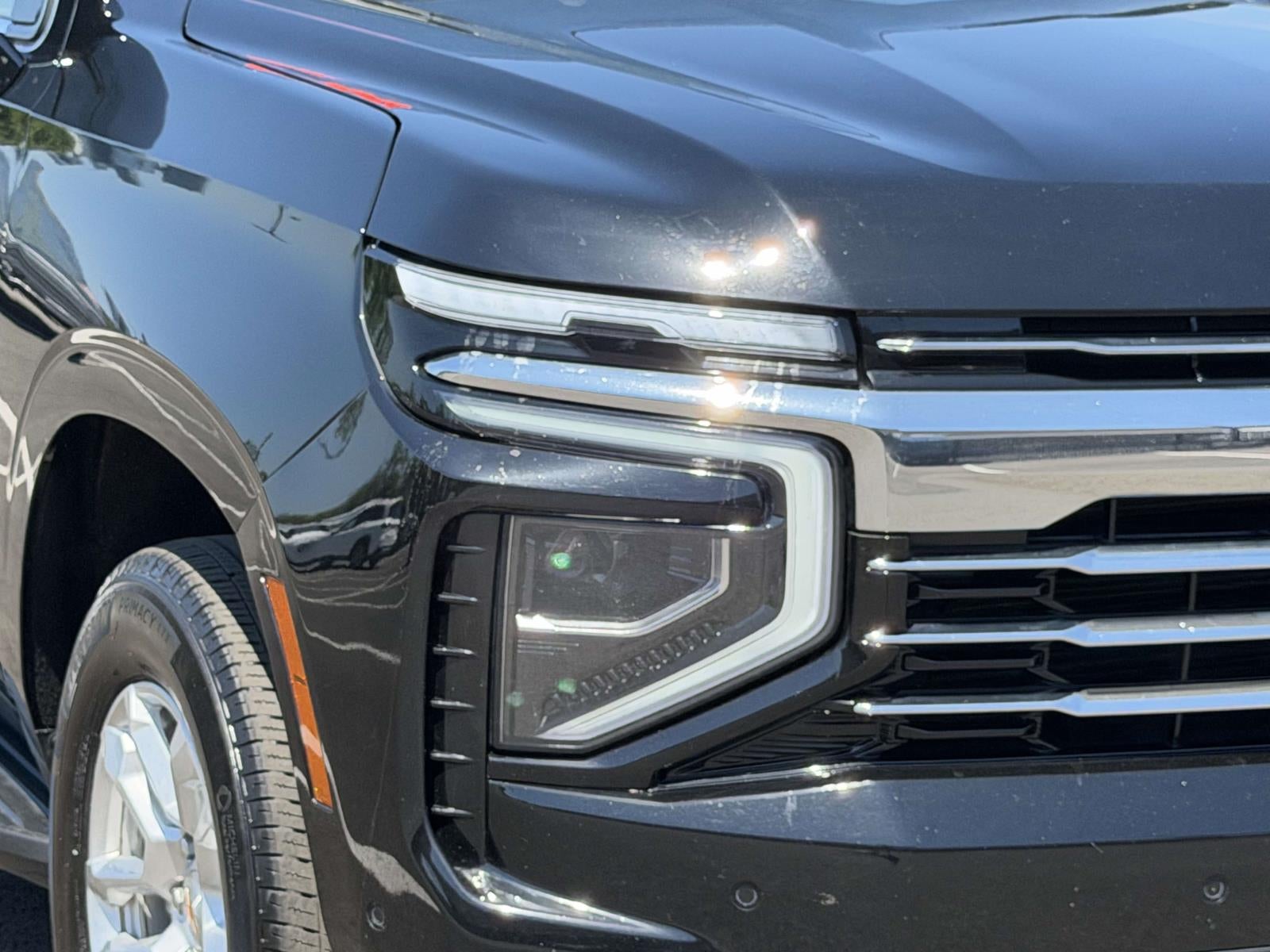 2025 Chevrolet Suburban 4WD LT