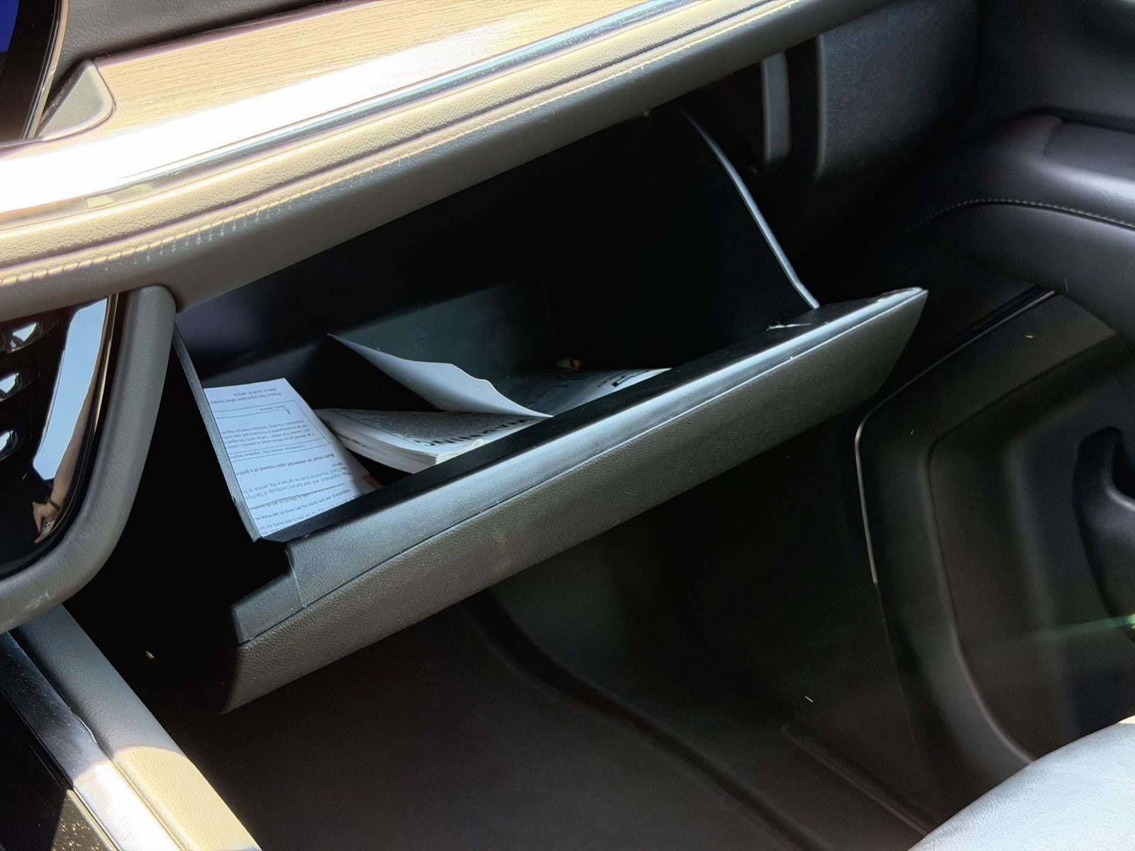 2025 Chevrolet Suburban 4WD LT