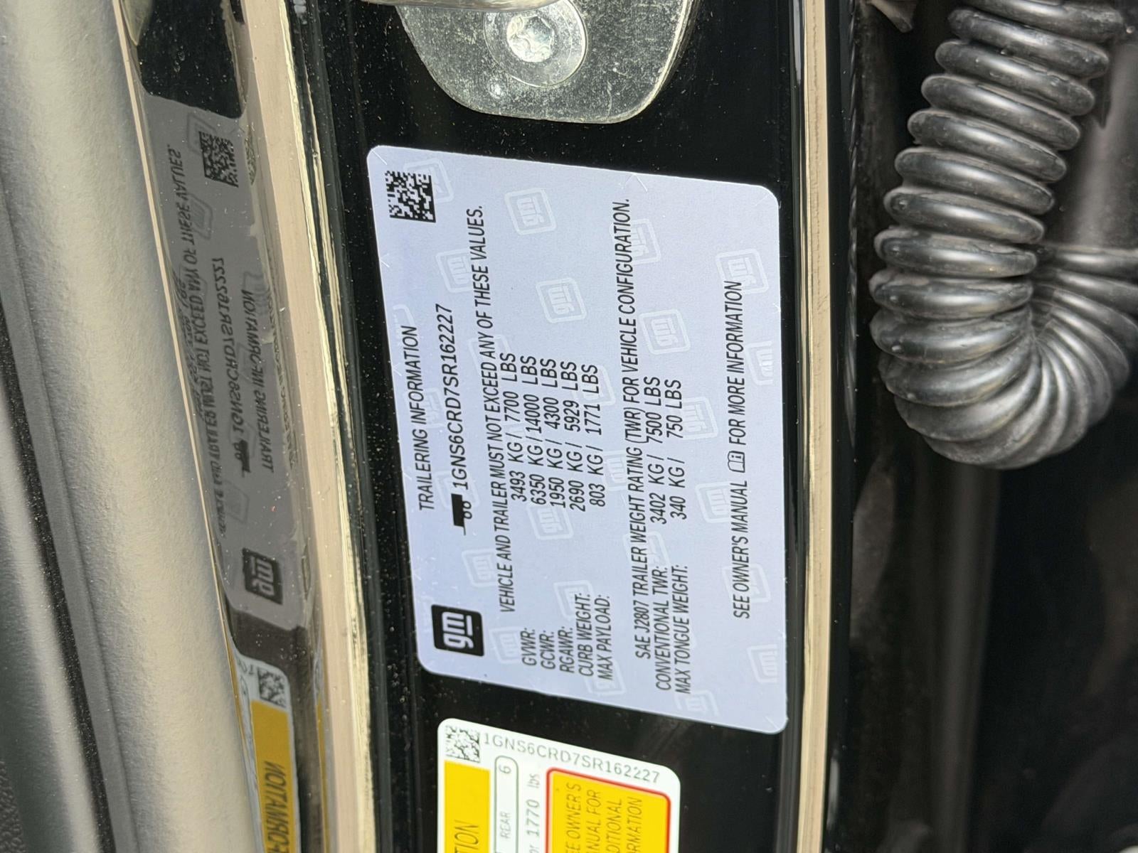 2025 Chevrolet Suburban 4WD LT