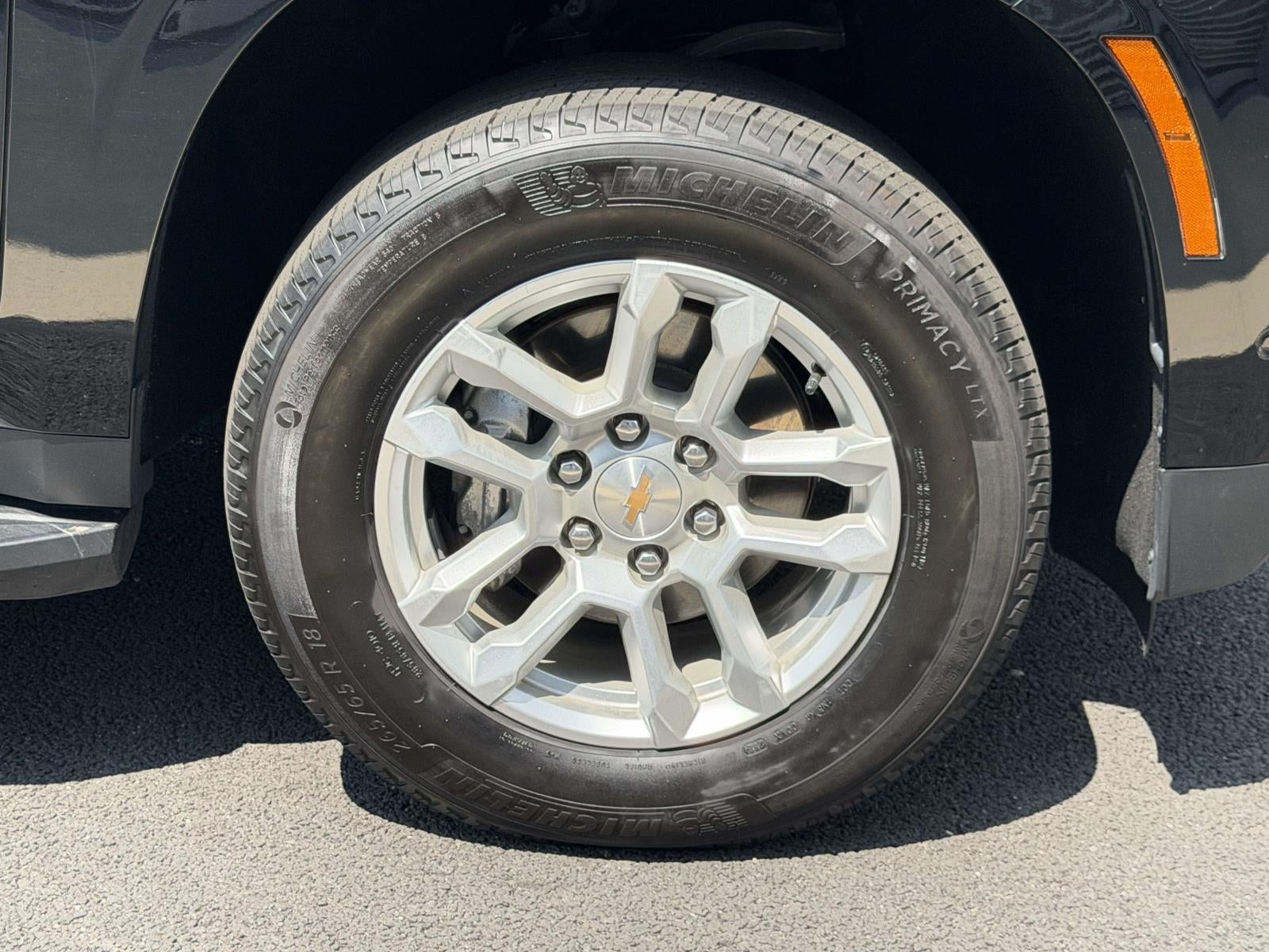 2025 Chevrolet Suburban 4WD LT