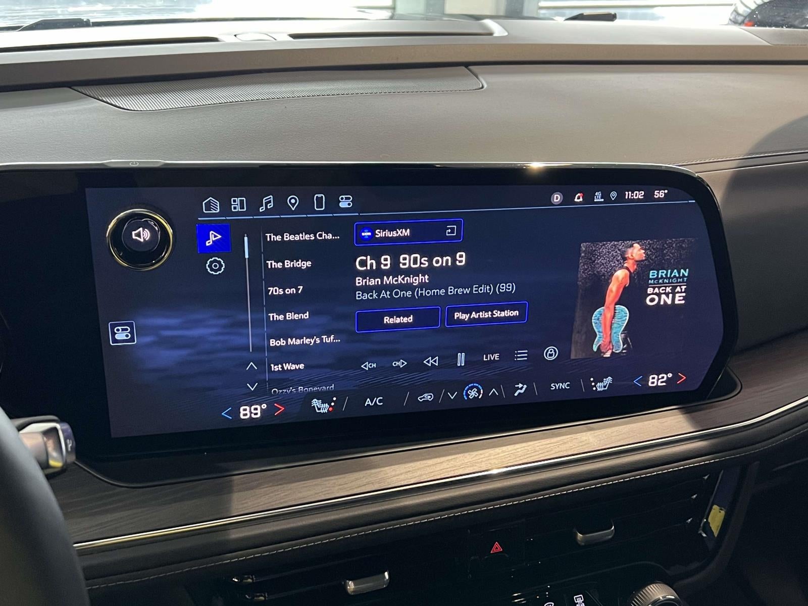 2025 Chevrolet Suburban LT