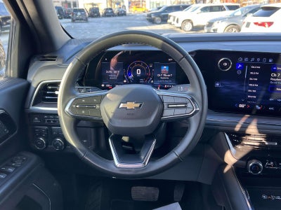 2025 Chevrolet Suburban 4WD LT