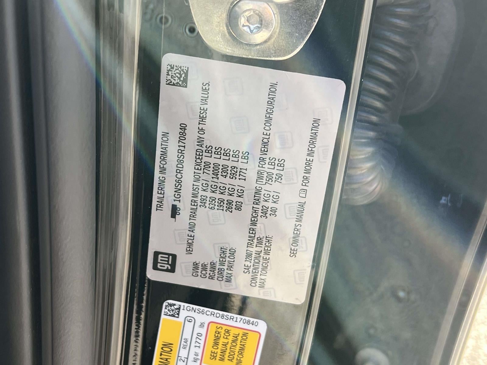 2025 Chevrolet Suburban 4WD LT