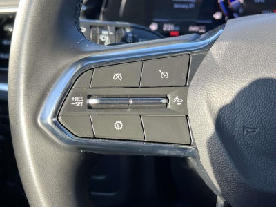 2025 Chevrolet Suburban 4WD LT