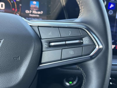 2025 Chevrolet Suburban 4WD LT