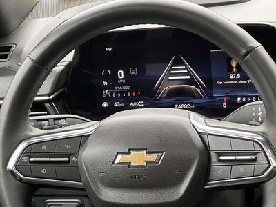 2025 Chevrolet Suburban 4WD LT