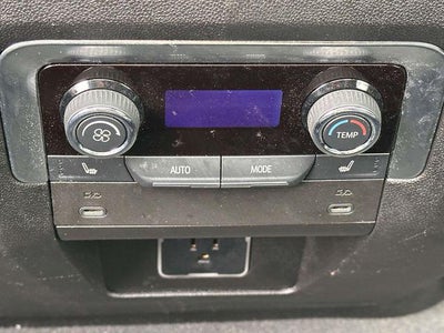 2025 Chevrolet Suburban 4WD LT