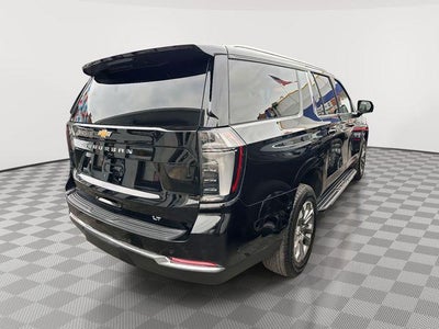 2025 Chevrolet Suburban 4WD LT