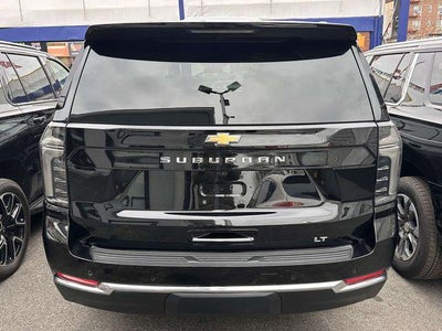 2025 Chevrolet Suburban 4WD LT