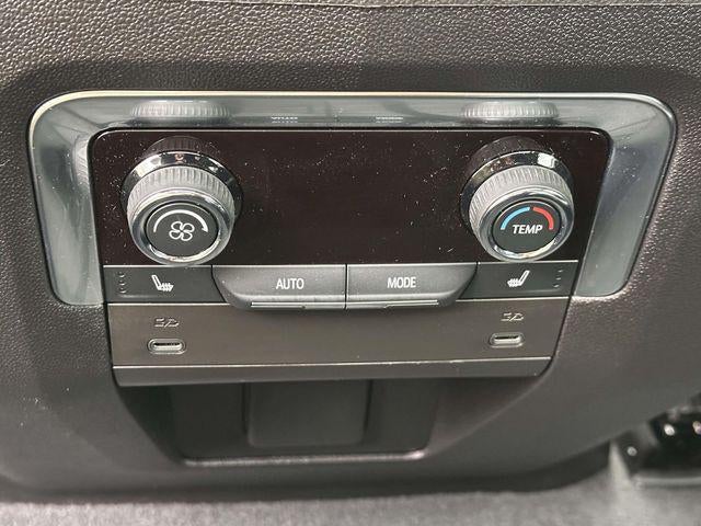 2026 Chevrolet Suburban RST, 4WD