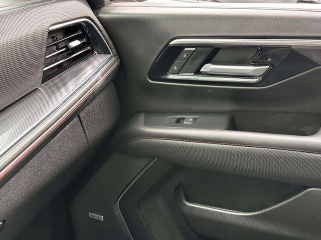 2026 Chevrolet Suburban RST, 4WD