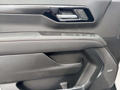 2026 Chevrolet Suburban RST, 4WD