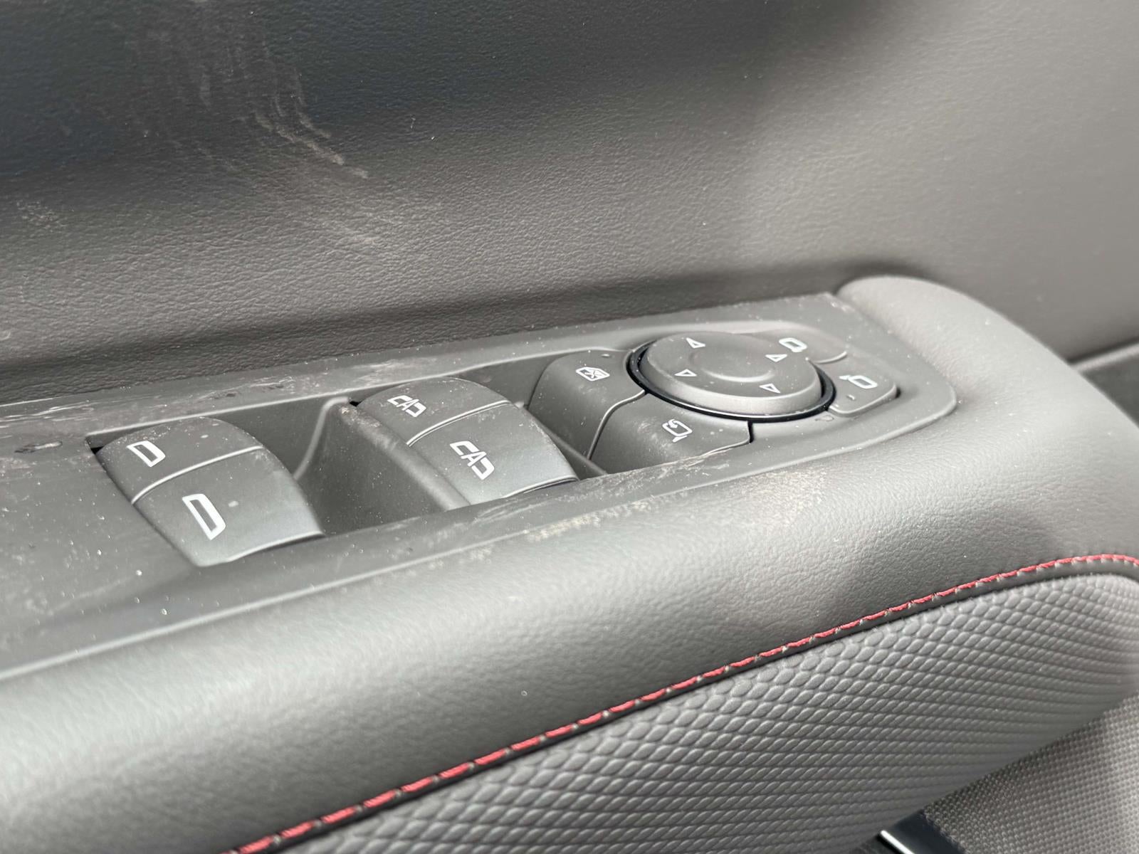 2026 Chevrolet Suburban RST, 4WD