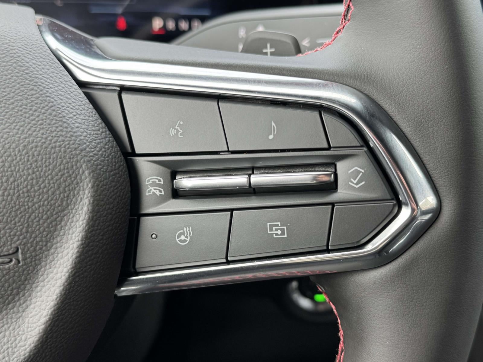 2026 Chevrolet Suburban RST, 4WD