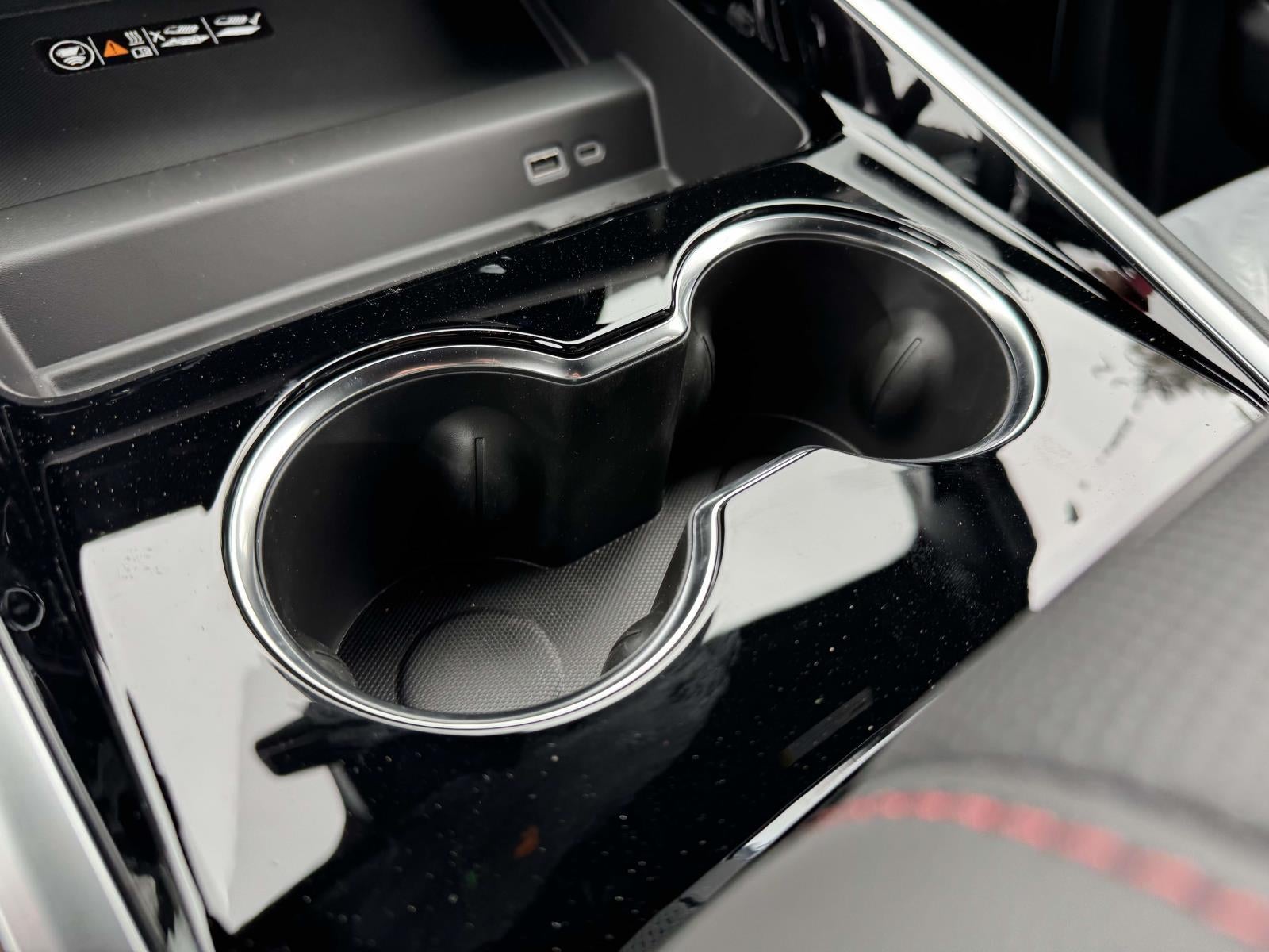 2026 Chevrolet Suburban RST, 4WD