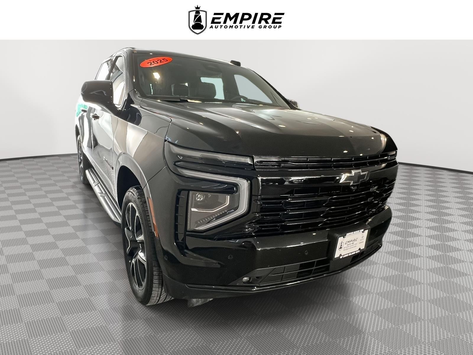 2025 Chevrolet Suburban RST