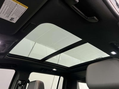 2025 Chevrolet Suburban RST