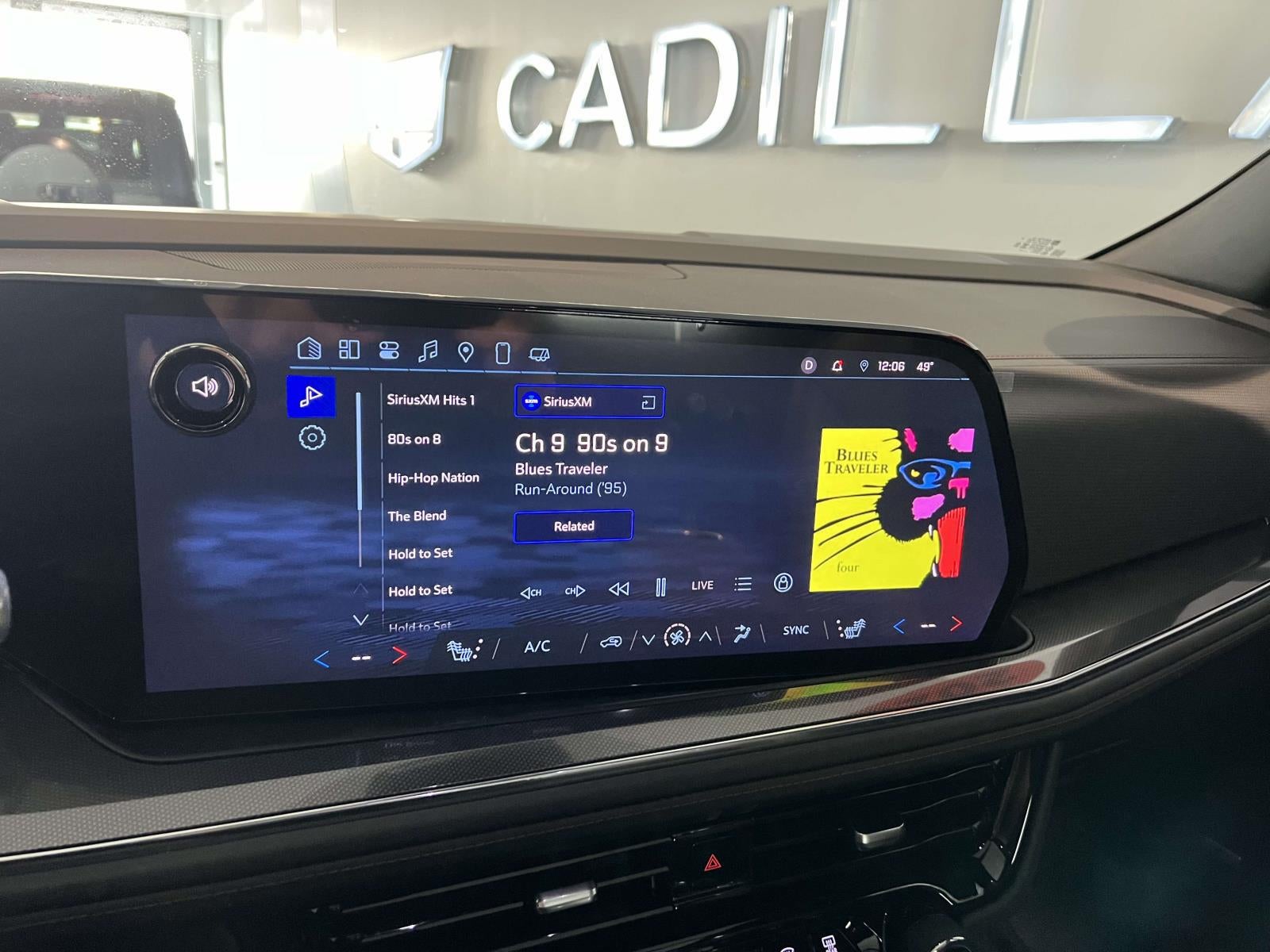 2025 Chevrolet Suburban RST