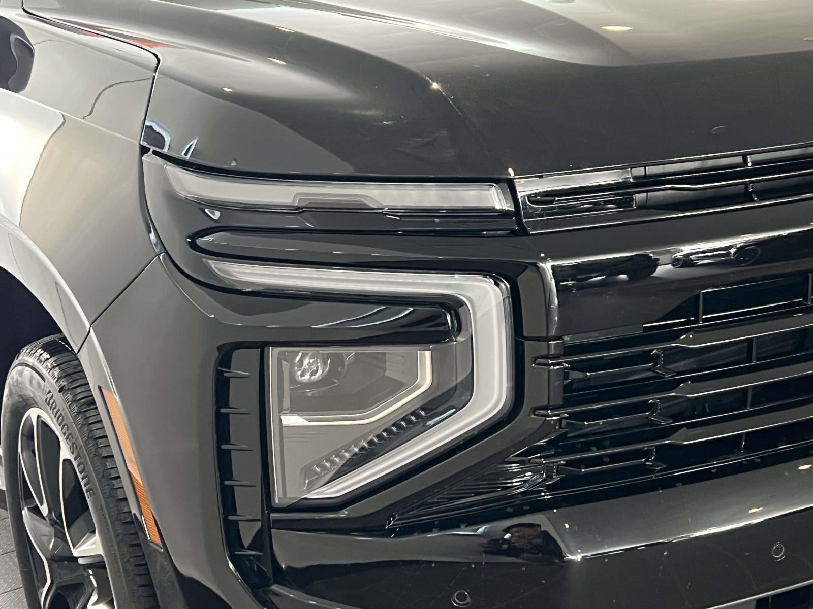 2025 Chevrolet Suburban RST