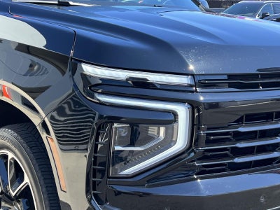 2025 Chevrolet Suburban 4WD RST