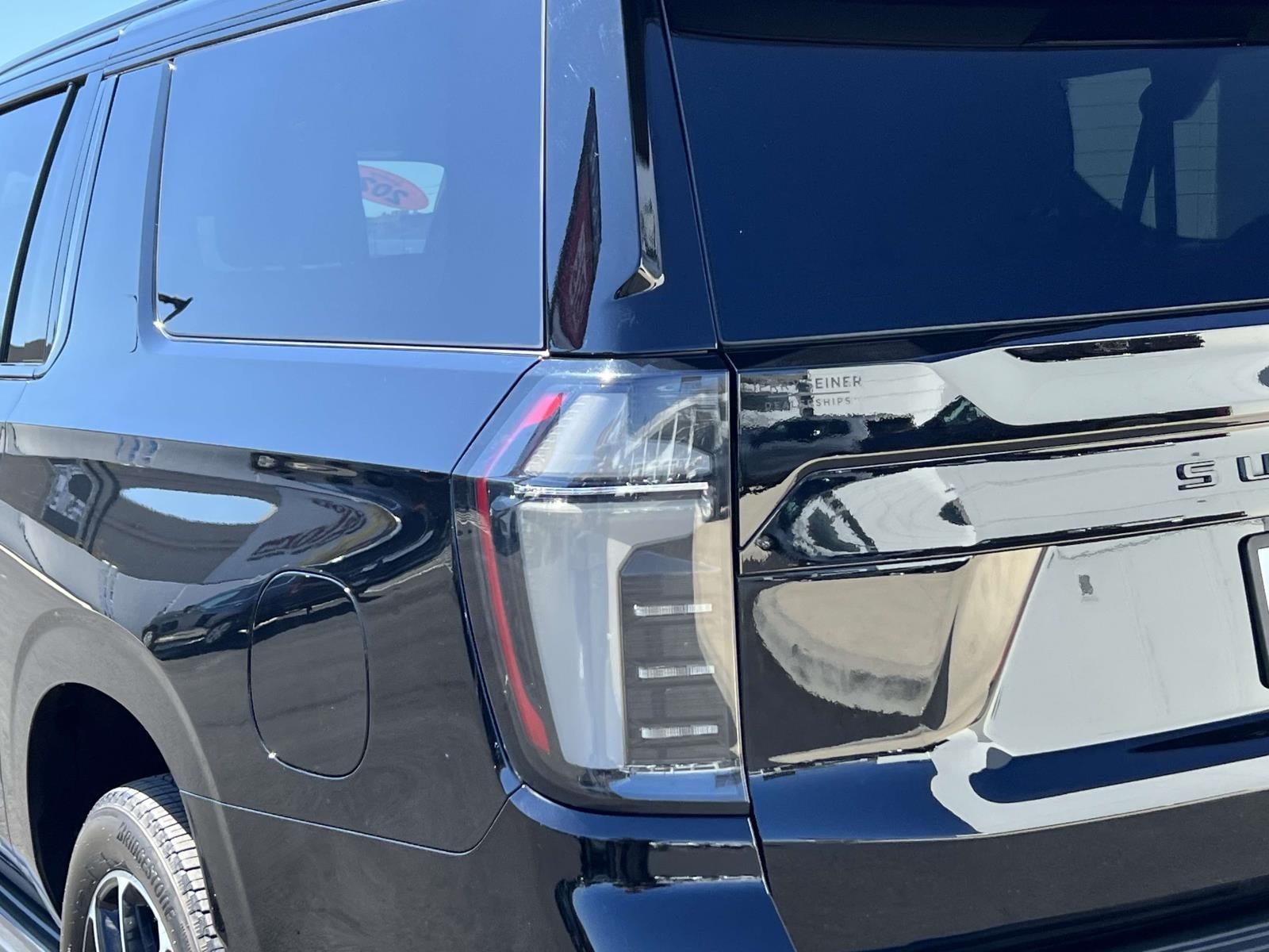 2025 Chevrolet Suburban 4WD RST