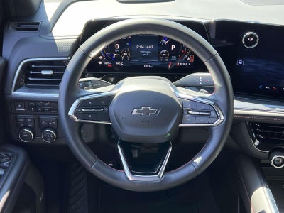 2025 Chevrolet Suburban 4WD RST