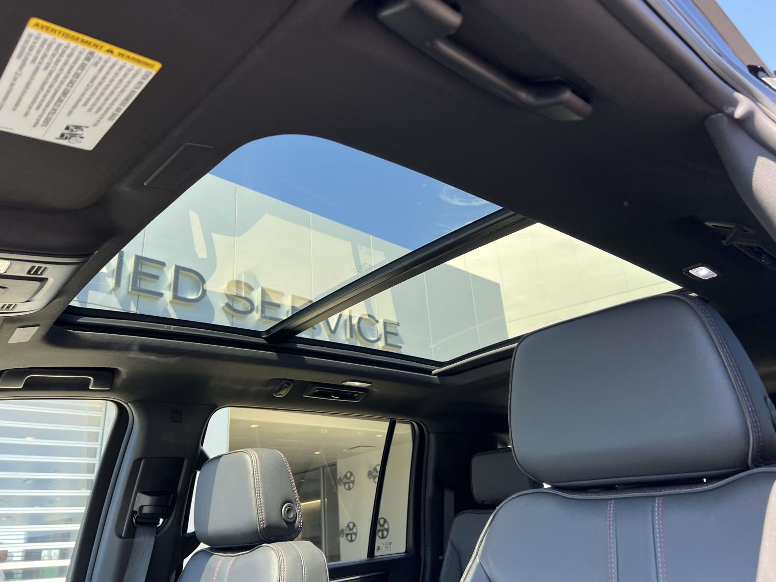 2025 Chevrolet Suburban 4WD RST