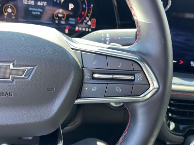 2025 Chevrolet Suburban 4WD RST