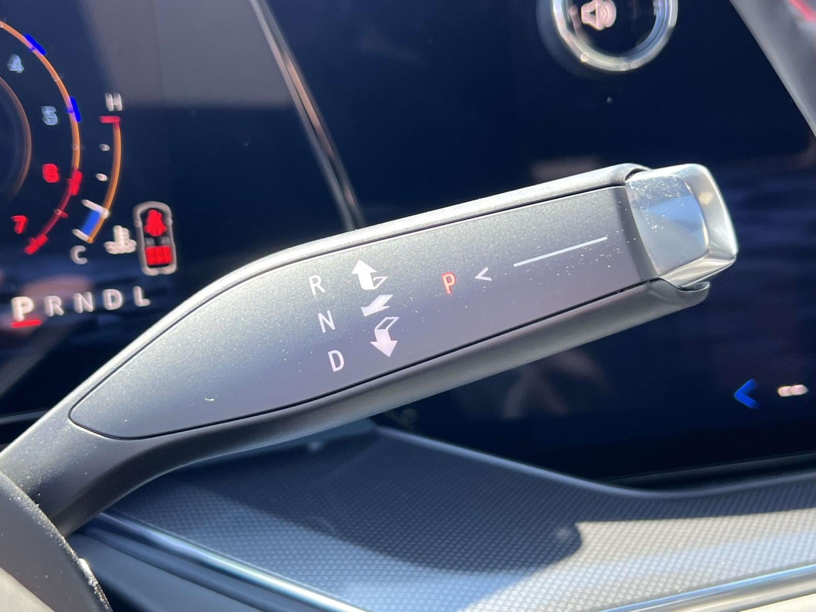 2025 Chevrolet Suburban 4WD RST