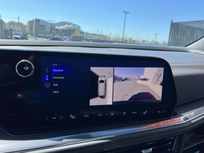 2025 Chevrolet Suburban 4WD RST